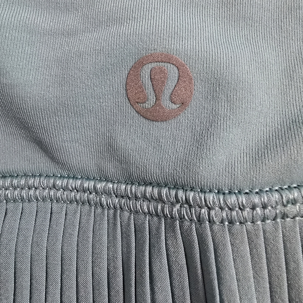 Lululemon pleated skirt